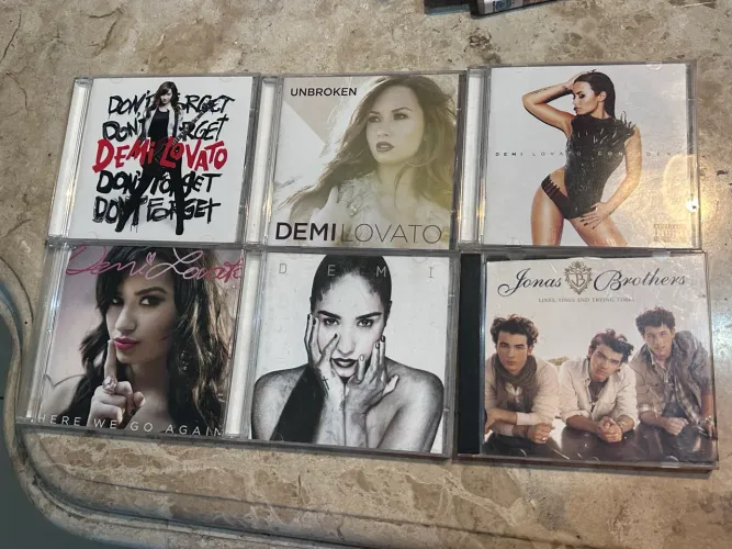 Coleção Demi Lovato Camp Rock
