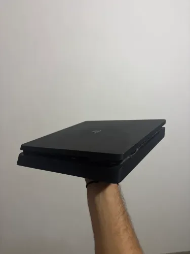 Ps4 slim com defeito