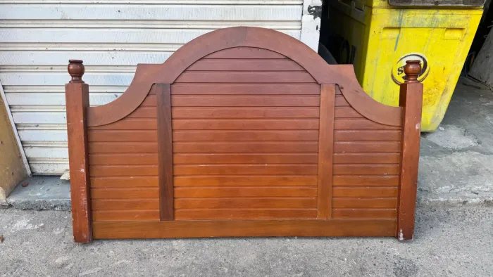 Cabeceira de Cama em madeira