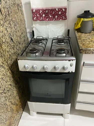 Vendo fogão Itatiaia 4 bocas