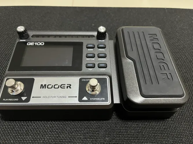 Pedaleira Mooer GE100 Multi Efeitos 