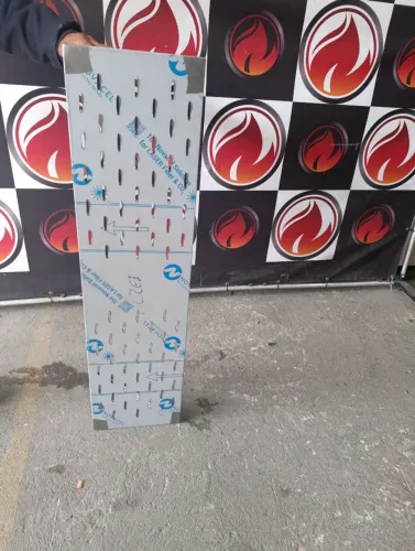Prateleira 1,15x30 perfurada de parede toda no aço inox nova temos a pronta entrega