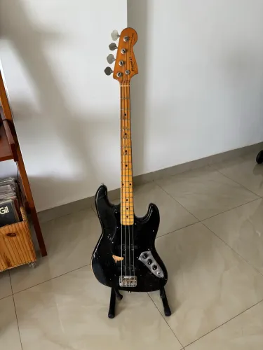 Giannini Stratosonic Bass AE08B - 1979/80 - Preto - Blindado e Regulado
