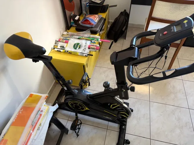 Bicicleta ergométrica Pelegrin