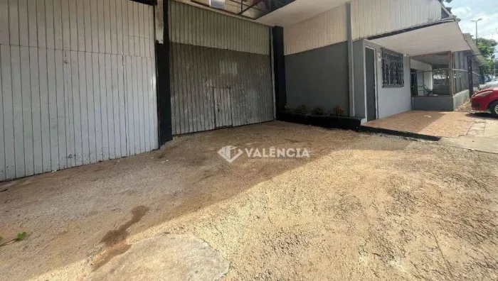 Barracão para locação com 692,40 Metros por R$12.600,00 na - Rua Dimas Pires Bastos no Bai