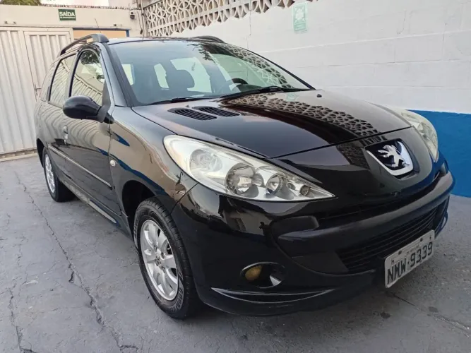 Peugeot 207 SW XR Sport 1.4 Flex 8V 5P 2010