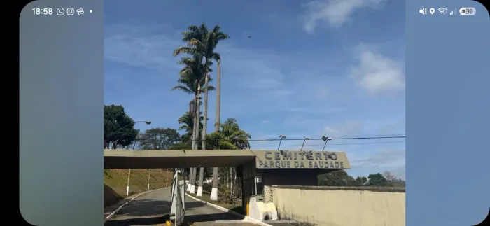 Jazigo no Parque da Saudade 