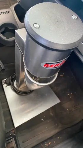 Batedor de Milk Shake Bermar Industrial Profissional 