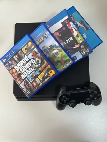PlayStation 4 Slim 1TB + 1 Controle + 4 Jogos (GTA V, Minecraft, FIFA 19 e 21)