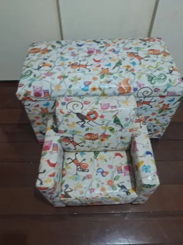 Bau com poltrona infantil 