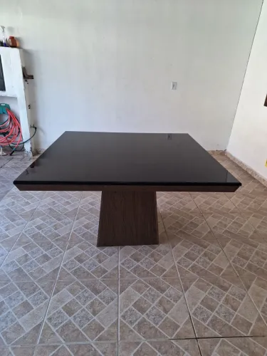 Mesa de Jantar 6 lugares quadrada 1,36 x 1,36 m