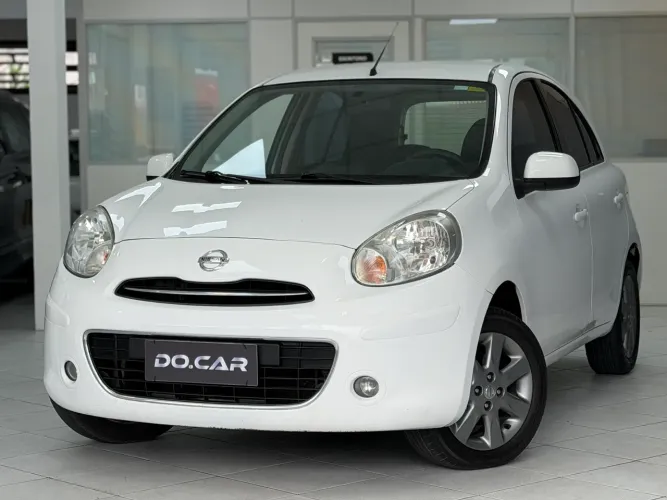 Nissan March S 1.0 16V Flex Fuel 5P 2014