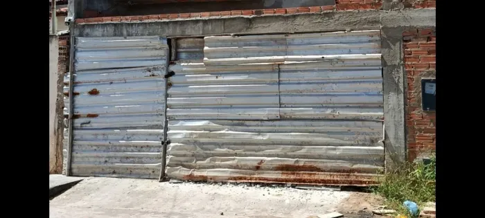 Portão de telha galvanizada 