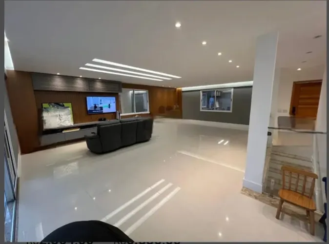 Imóvel para venda com 220 metros quadrados com 4 quartos