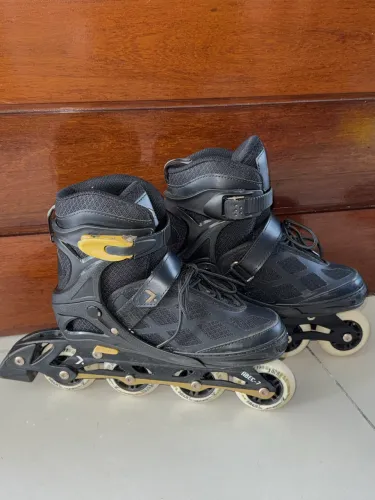 PATINS AJUSTÁVEL 33-36 + KIT PROTEÇÃO