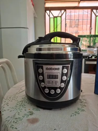 Panela de pressão elétrica itatiaia