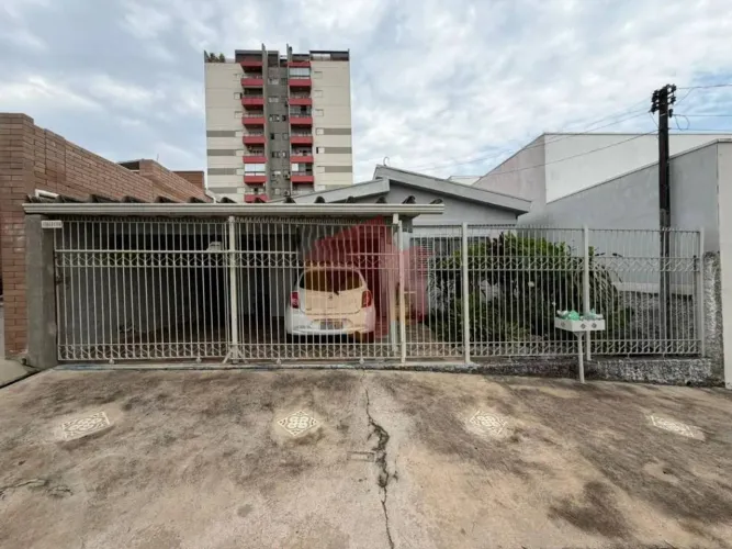 Casa com 3 dormitórios à venda, 162 m² por R$ 490.000 - Centro - Americana/SP