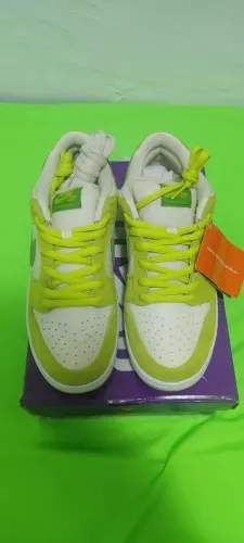 Nike SB Dunk Low Pro Sour Apple - Tam. 42