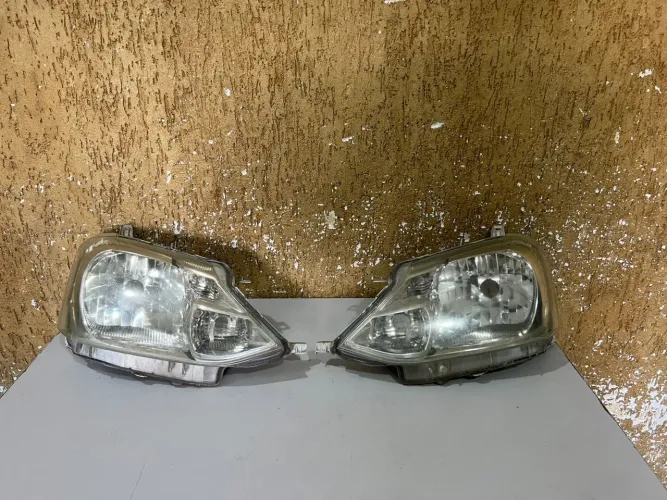 Par de Farol Etios 2011/2012/2013/2014/2015/2016/2017/2018/2019/2020/2021