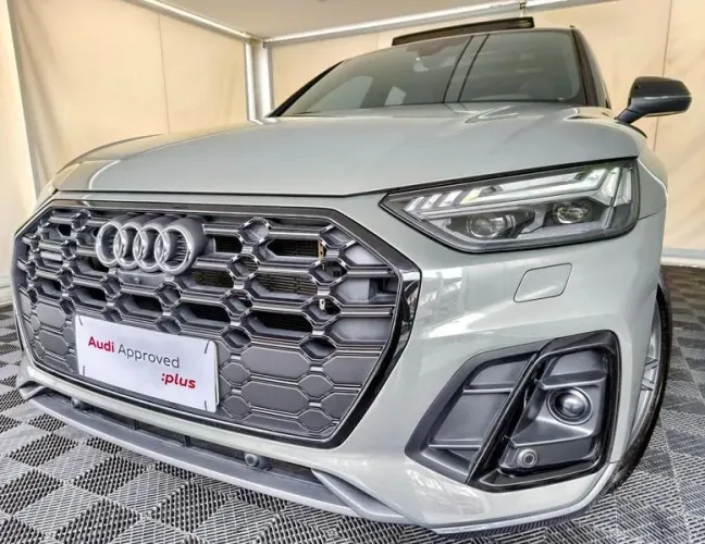 Audi Q5 Perf. Black 2.0 TFSIe S.tr. QT (hib.) 2024