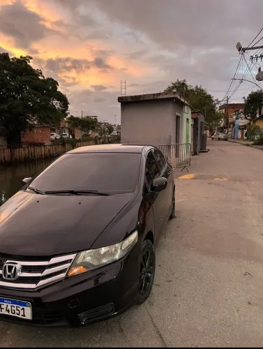 Honda City Sedan LX 1.5 Flex 16V 4P Aut. 2013