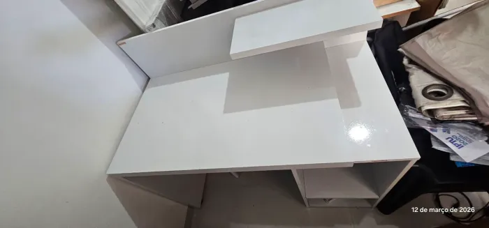 01 MESA DE ESCRITÓRIO (BRANCA)