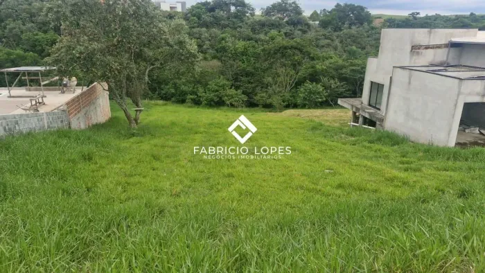 Lindo Terreno à venda, 1238 m² - Condomínio Parque Vale dos Lagos - Jacareí/SP