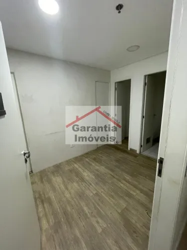Sala Comercial para Locação em Osasco - 38m² e 1 Banheiro
