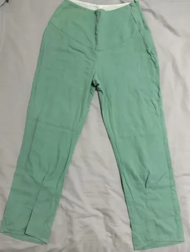Calça verde-menta "Maria Filó"