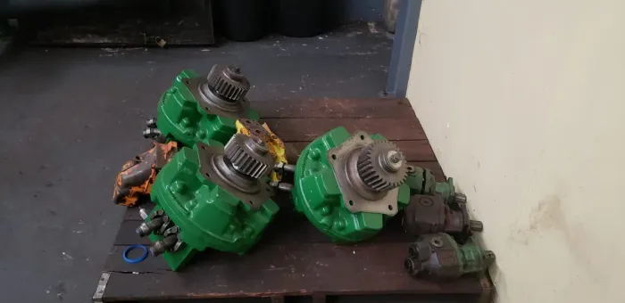 Vende se motor do picador colhedora de cana jonn derre