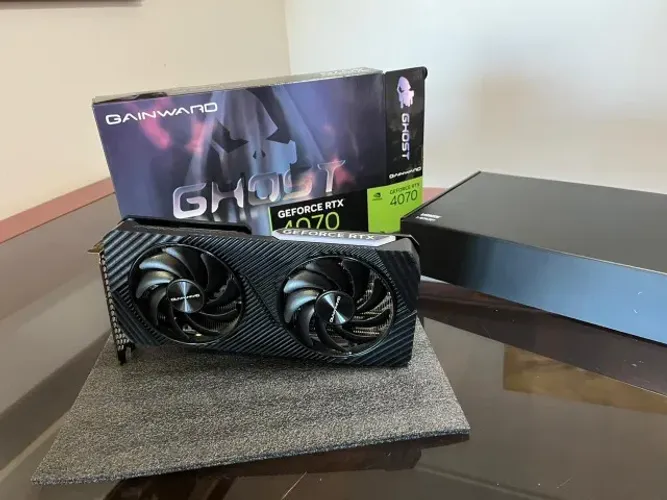 Placa de Vídeo Nvidia RTX 4070 12 GB