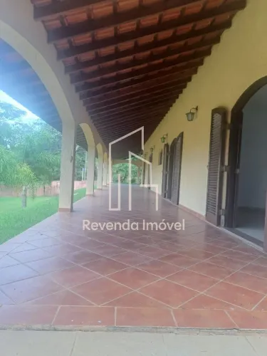 Casa de luxo em condomínio à venda em São Paulo-SP: 4 quartos, 2 suítes, 5 banheiros, 4 va
