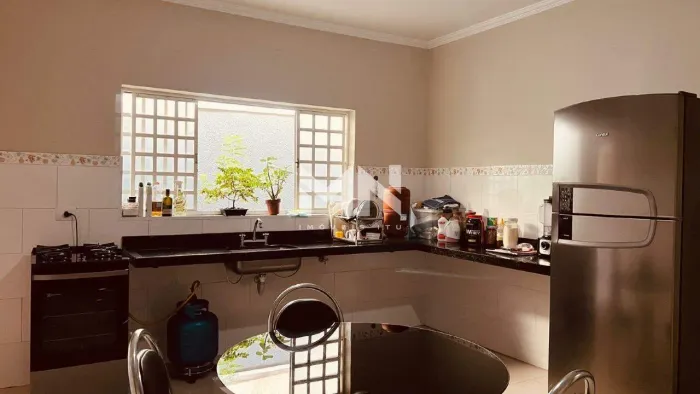 Casa para Alugar no Bairro Celani em Salto/SP.