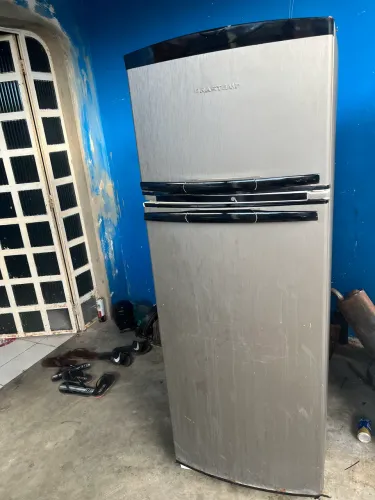 Vendo geladeira frost free quebra galho