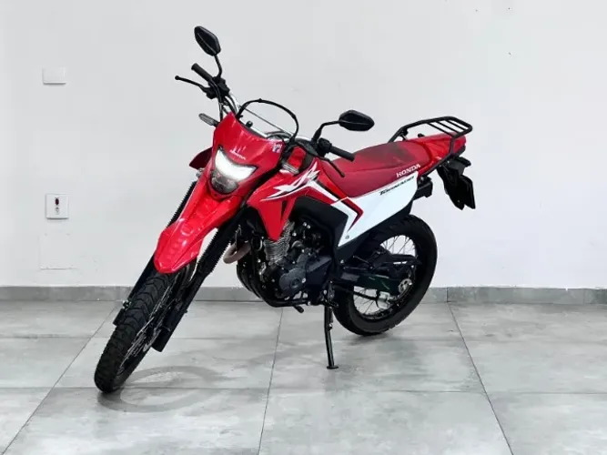 HONA XR 3OOL TORNADO