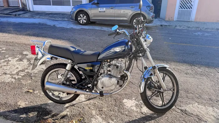 Suzuki Intruder 125