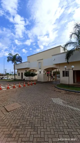 APARTAMENTO 3 QUARTOS NO MOINHO DOS VENTOS