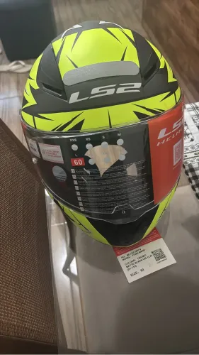 Capacete 0 novinho, nunca usado