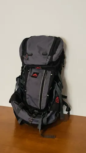 Mochila cargueira Trilhas & Rumos Crampon 68
