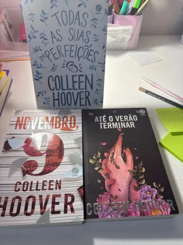 LIVROS COLLEEN HOOVER