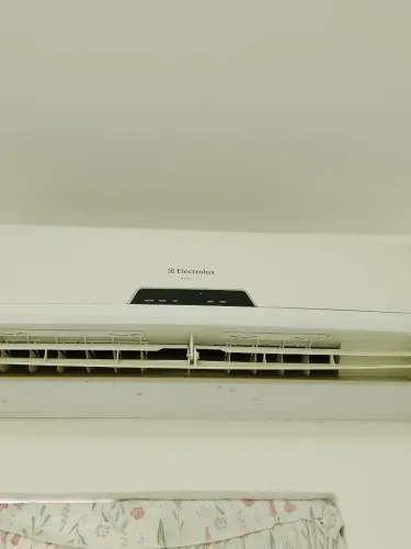 AR-CONDICIONADO ELECTROLUX