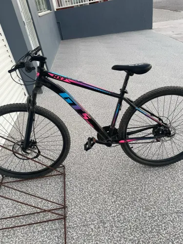 Bicicleta 29 em estado de nova