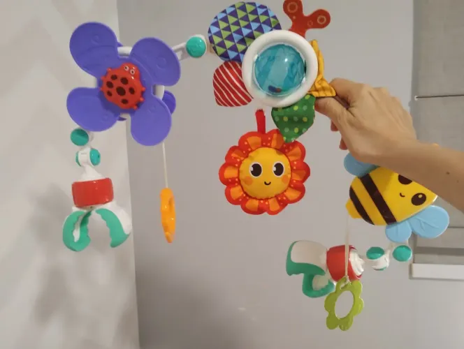 Mobile Arco Jardim da Abelhinha - Minimi - Excelente estado