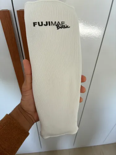 Uma caneleira fujimae basic(Branca)