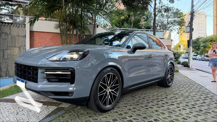 Porsche Cayenne Coupe E-hybrid 3.0 V6 462cv 2024