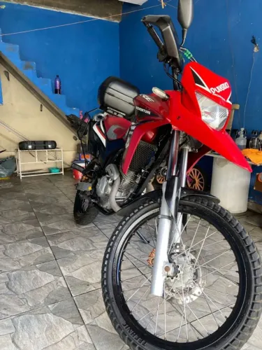 XRE 300 ABS vermelha
