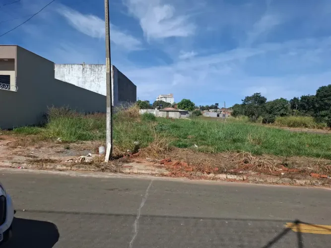 Area com 1554m², Setor Central Park, Aparecida de Goiania