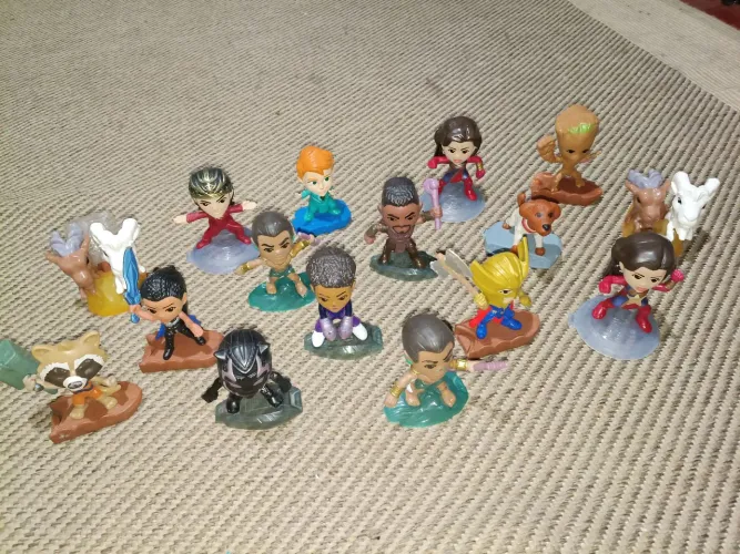 Personagens Marvel linha McDonald's. Kit com 16 peças.