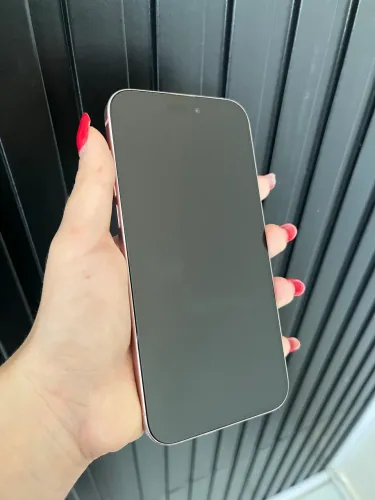 iPhone 15 Plus