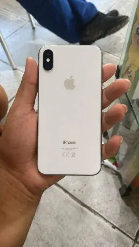 IPHONE XR 64gb